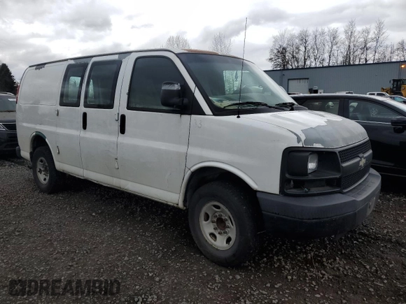 2007 Chevrolet Express Cargo z VIN 1GCHG35U971124896, wystawiony jako Copart lot #47493975 z przebiegiem Nie podano mil oraz Czysty tytuł • Clean title. Historia ofert i sprzedaży dostępna na DreamBid. Obrazek 4.