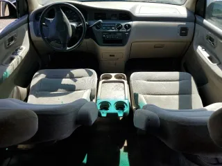 2000 Honda Odyssey LX z VIN 2HKRL1856YH626249, wystawiony jako Copart lot #57246805 z przebiegiem 179 546 mil mil oraz Szkoda całkowita • Salvage title. Historia ofert i sprzedaży dostępna na DreamBid. Obrazek 8.