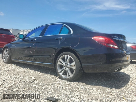2018 Mercedes-Benz C 300 z VIN WDDWF4JB8JR318967, wystawiony jako Copart lot #61594095 z przebiegiem 93 534 mil mil oraz Szkoda całkowita • Salvage title. Historia ofert i sprzedaży dostępna na DreamBid. Obrazek 2.