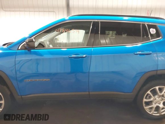2022 Jeep Compass Latitude Lux с VIN 3C4NJDFB8NT194788, выставлен на аукционе IAAI как лот 41846599 с пробегом 9 269 миль миль и . История ставок и продаж доступна на DreamBid. Изображение 14.