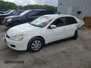 2007 Honda Accord LX z VIN 1HGCM56447A137702, wystawiony jako Copart lot #56065685 z przebiegiem Nie podano mil oraz Szkoda całkowita • Salvage title. Historia ofert i sprzedaży dostępna na DreamBid. Obrazek 1.