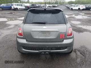 2010 MINI Hardtop S with VIN WMWMF7C52ATZ69781, listed as a IAAI auction lot 42181620 with 80,967 mi miles and . Bid and sale history available at DreamBid. Image 16.