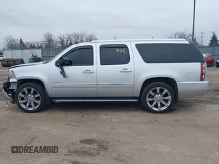 2014 GMC Yukon XL Denali with VIN 1GKS2MEF1ER246201, listed as a IAAI auction lot 41454172 with 135,394 mi miles. Bid and sale history available at carsss.com. Image 14.