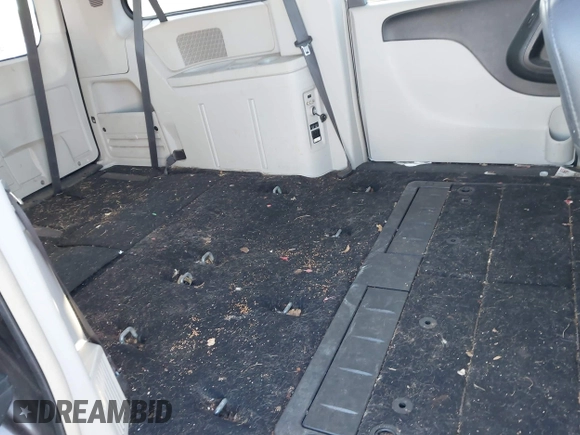 2016 Chrysler Town & Country Touring with VIN 2C4RC1BG6GR245495, listed as a IAAI auction lot 41410233 with 143,348 mi miles and . Bid and sale history available at DreamBid. Image 8.
