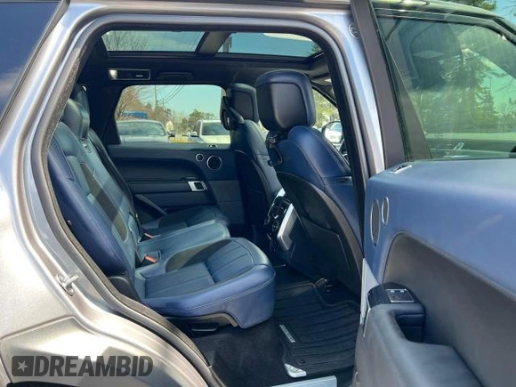 2021 Land Rover Range Rover Sport HSE Dynamic with VIN SALWR2SE7MA770385, listed as a Copart auction lot 65031355 with 128,420 mi miles and Clean title. Bid and sale history available at DreamBid. Image 6.