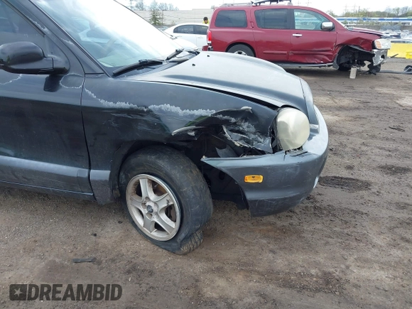 2004 Hyundai Santa Fe GLS with VIN KM8SC73D54U714336, listed as a IAAI auction lot 42079721 with 104,751 mi miles. Bid and sale history available at carsss.com. Image 13.