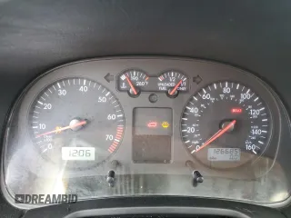 2001 Volkswagen GTI с VIN WVWPG21J71W192268, выставлен на аукционе Copart как лот 63982184 с пробегом 126 685 миль миль и Списание • Salvage title. История ставок и продаж доступна на DreamBid. Изображение 9.