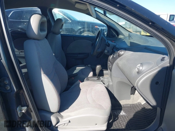 2005 Saturn ION ION 1 z VIN 1G8AG52F75Z127887, wystawiony jako IAAI lot #41421031 z przebiegiem 119 018 mil mil oraz . Historia ofert i sprzedaży dostępna na DreamBid. Obrazek 5.