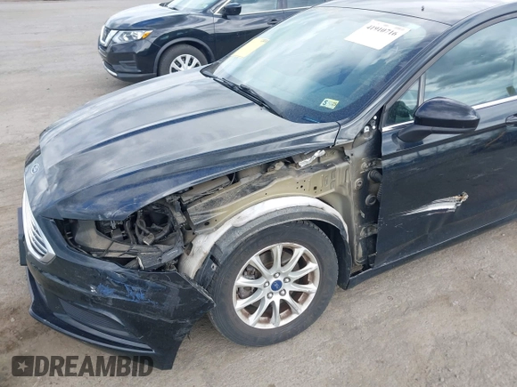2017 Ford Fusion S with VIN 3FA6P0G77HR212596, listed as a IAAI auction lot 41910716 with 94,502 mi miles. Bid and sale history available at carsss.com. Image 6.