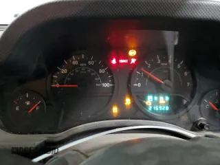 2008 Jeep Wrangler X с VIN 1J4FZ24138L526514, выставлен на аукционе Copart как лот 72569194 с пробегом 216 928 миль миль и Списание • Salvage title. История ставок и продаж доступна на DreamBid. Изображение 9.