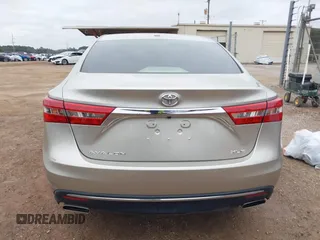 2018 Toyota Avalon XLE with VIN 4T1BK1EB5JU268101, listed as a IAAI auction lot 41470858 with 31,720 mi miles and . Bid and sale history available at DreamBid. Image 16.