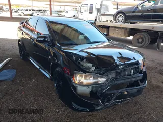 2013 Mitsubishi Lancer ES z VIN JA32U2FU7DU003073, wystawiony jako IAAI lot #39353415 z przebiegiem 147 283 mil mil oraz . Historia ofert i sprzedaży dostępna na DreamBid. Obrazek 1.