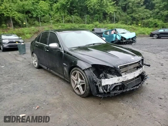 2009 Mercedes-Benz C 63 AMG with VIN WDDGF77X89F299732, listed as a Copart auction lot 57560915 with 116,839 mi miles and Salvage title. Bid and sale history available at DreamBid. Image 14.