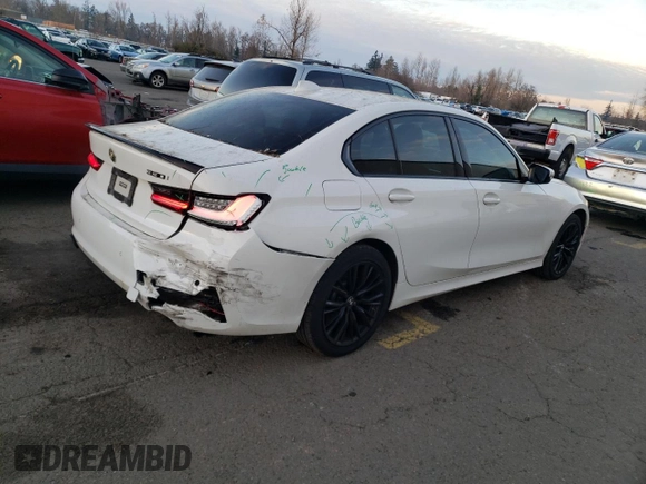 2022 BMW 3 Series 330i xDrive with VIN 3MW5R7J06N8C49660, listed as a Copart auction lot 83515904 with 33,966 mi miles and Salvage Title. Bid and sale history available at carsss.com. Image 3.