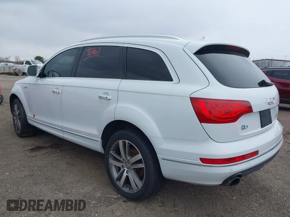 2015 Audi Q7 Premium Plus with VIN WA1LGAFE7FD030822, listed as a IAAI auction lot 41957888 with 116,476 mi miles and . Bid and sale history available at DreamBid. Image 3.