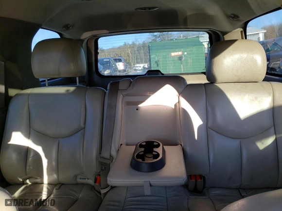 2005 Chevrolet Tahoe Z71 with VIN 1GNEK13T25R216504, listed as a Copart auction lot 86710384 with 0 mi miles and Clean Title. Bid and sale history available at carsss.com. Image 10.