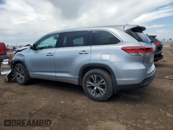2017 Toyota Highlander LE z VIN 5TDBZRFH9HS436175, wystawiony jako Copart lot #58738425 z przebiegiem 142 786 mil mil oraz Szkoda całkowita • Salvage title. Historia ofert i sprzedaży dostępna na DreamBid. Obrazek 2.