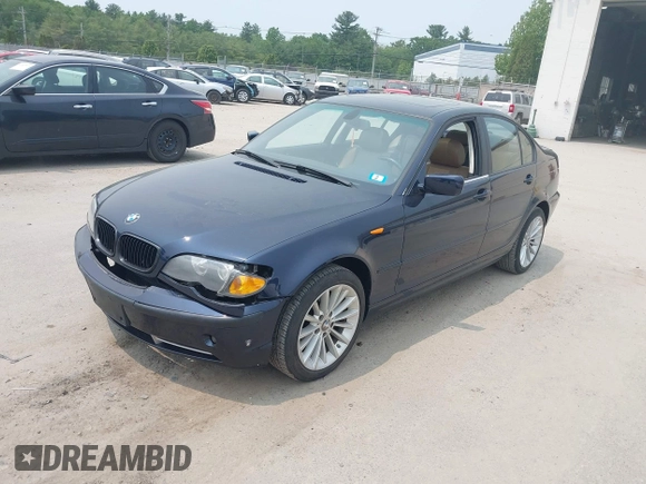2003 BMW 3 Series 330xi z VIN WBAEW534X3PG22438, wystawiony jako IAAI lot #42438365 z przebiegiem 220 850 mil mil oraz . Historia ofert i sprzedaży dostępna na DreamBid. Obrazek 2.