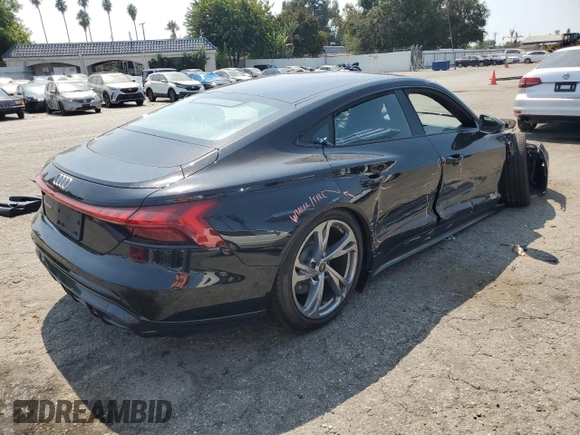 2023 Audi e-tron GT Prestige z VIN WAUDJBFWXP7003055, wystawiony jako Copart lot #71028874 z przebiegiem 7107 mil mil oraz Szkody całkowita. Historia ofert i sprzedaży dostępna na DreamBid. Obrazek 3.