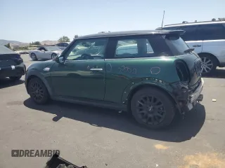 2018 MINI Hardtop Cooper S z VIN WMWXP7C5XJ2A49058, wystawiony jako Copart lot #60649105 z przebiegiem 24 842 mil mil oraz Szkoda całkowita • Salvage title. Historia ofert i sprzedaży dostępna na DreamBid. Obrazek 2.