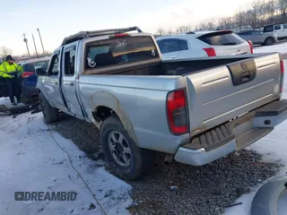 2003 Nissan Frontier SE z VIN 1N6ED29X33C433737, wystawiony jako IAAI lot #41271135 z przebiegiem 289 098 mil mil oraz . Historia ofert i sprzedaży dostępna na DreamBid. Obrazek 3.