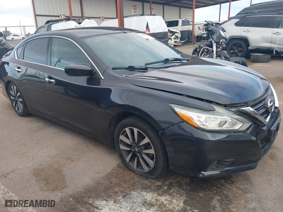 2017 Nissan Altima 2.5 SV with VIN 1N4AL3AP0HC277398, listed as a IAAI auction lot 40918944 with 214,412 mi miles. Bid and sale history available at carsss.com. Image 1.