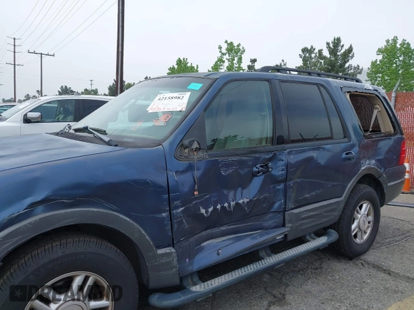 2006 Ford Expedition Special Service z VIN 1FMPU15566LA25999, wystawiony jako IAAI lot #42158982 z przebiegiem 176 274 mil mil oraz . Historia ofert i sprzedaży dostępna na DreamBid. Obrazek 6.