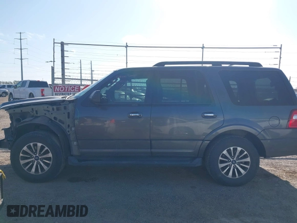 2017 Ford Expedition XLT с VIN 1FMJU1HT8HEA63242, выставлен на аукционе IAAI как лот 41765063 с пробегом 104 370 миль миль и . История ставок и продаж доступна на DreamBid. Изображение 15.