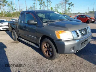 2008 Nissan Titan SE with VIN 1N6BA06A98N329670, listed as a IAAI auction lot 41801446 with 200,288 mi miles. Bid and sale history available at carsss.com. Image 1.