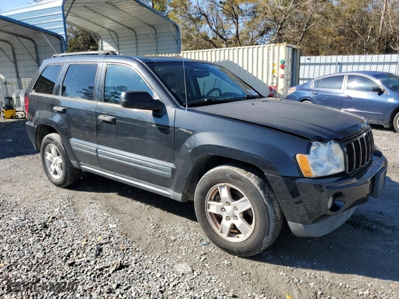 2005 Jeep Grand Cherokee Laredo with VIN 1J4HS48N05C566325, listed as a Copart auction lot 84743394 with 160,840 mi miles and Salvage Title. Bid and sale history available at carsss.com. Image 4.
