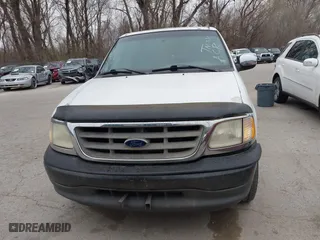 2001 Ford F-150 SuperCrew XLT with VIN 1FTRW07L61KB49220, listed as a IAAI auction lot 41826223 with 281,547 mi miles. Bid and sale history available at carsss.com. Image 6.
