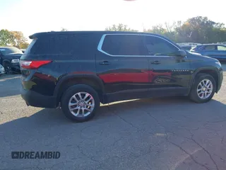 2019 Chevrolet Traverse LS with VIN 1GNERFKWXKJ198719, listed as a IAAI auction lot 40668986 with 99,917 mi miles. Bid and sale history available at carsss.com. Image 13.