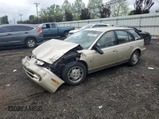 1997 Saturn SW z VIN 1G8ZK827XVZ120119, wystawiony jako Copart lot #57083245 z przebiegiem 199 971 mil mil oraz Szkody całkowita. Historia ofert i sprzedaży dostępna na DreamBid. Obrazek 1.