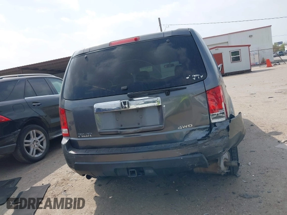 2011 Honda Pilot LX with VIN 5FNYF4H24BB098145, listed as a IAAI auction lot 41805201 with 144,920 mi miles. Bid and sale history available at carsss.com. Image 16.