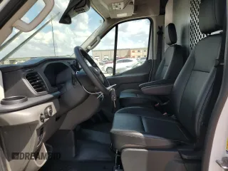 2023 Ford Transit Cargo with VIN 1FTBR2X88PKB38261, listed as a Copart auction lot 70617654 with 1,088 mi miles and Salvage Title. Bid and sale history available at DreamBid. Image 7.