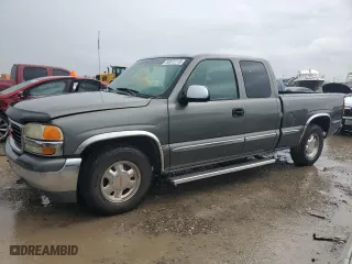 2002 GMC Sierra 1500 SLE with VIN 2GTEC19V521168547, listed as a Copart auction lot 50972115 with 77,313 mi miles and Clean Title. Bid and sale history available at carsss.com. Image 1.