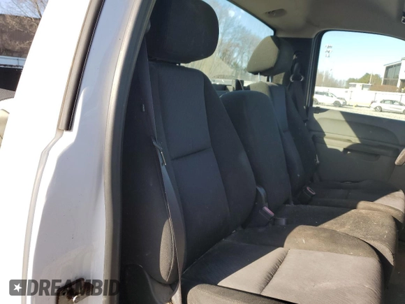 2010 Chevrolet Silverado 1500 Work Truck with VIN 1GCPCPEX7AZ141309, listed as a Copart auction lot 49778965 with 212,893 mi miles and Clean Title. Bid and sale history available at DreamBid. Image 10.