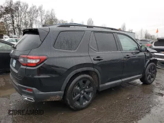 2025 Honda Pilot Black Edition with VIN 5FNYG1H93SB065923, listed as a Copart auction lot 84661244 with 205 mi miles and Salvage Title. Bid and sale history available at carsss.com. Image 3.