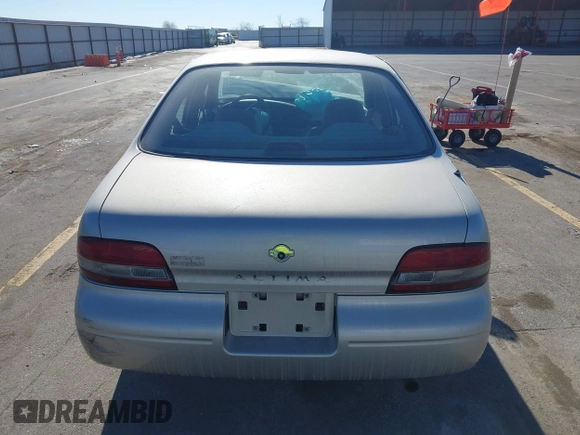 1997 Nissan Altima XE with VIN 1N4BU31D4VC221788, listed as a IAAI auction lot 41356945 with 136,931 mi miles. Bid and sale history available at carsss.com. Image 16.
