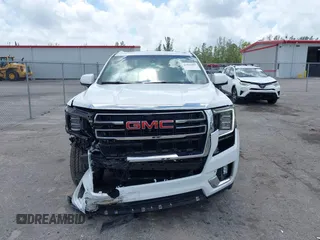 2022 GMC Yukon SLT with VIN 1GKS1BKD4NR178230, listed as a IAAI auction lot 41943095 with 41,421 mi miles. Bid and sale history available at carsss.com. Image 12.