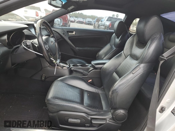 2013 Hyundai Genesis Coupe R-Spec with VIN KMHHU6KJ8DU104908, listed as a Copart auction lot 45586515 with 83,554 mi miles and Salvage title. Bid and sale history available at DreamBid. Image 7.