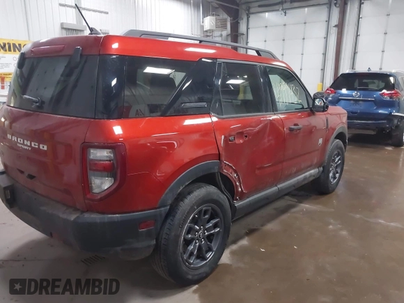 2024 Ford Bronco Sport Big Bend z VIN 3FMCR9B6XRRE82851, wystawiony jako IAAI lot #41999432 z przebiegiem 26 825 mil mil oraz . Historia ofert i sprzedaży dostępna na DreamBid. Obrazek 4.