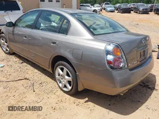 2004 Nissan Altima SE z VIN 1N4BL11D94C186218, wystawiony jako IAAI lot #42162920 z przebiegiem Nie podano mil oraz . Historia ofert i sprzedaży dostępna na DreamBid. Obrazek 3.