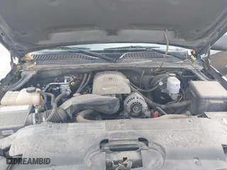 2006 Chevrolet Silverado 1500 LT1 with VIN 2GCEC19T361120940, listed as a IAAI auction lot 41902798 with 256,188 mi miles. Bid and sale history available at carsss.com. Image 10.