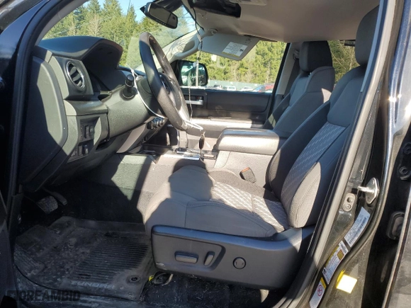2018 Toyota Tundra 4WD SR5 with VIN 5TFDY5F1XJX678058, listed as a Copart auction lot 41822555 with 79,494 mi miles and Salvage Title. Bid and sale history available at carsss.com. Image 7.