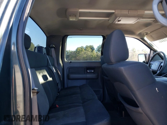 2004 Ford F-150 XLT with VIN 1FTRW14W24KC73820, listed as a Copart auction lot 82416844 with 404,710 mi miles and Clean Title. Bid and sale history available at carsss.com. Image 10.