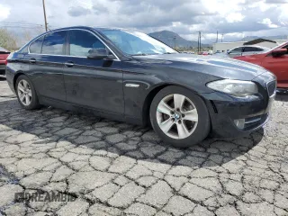 2013 BMW 5 Series 528i with VIN WBAXG5C5XDD234995, listed as a Copart auction lot 48617145 with 165,889 mi miles and Clean Title. Bid and sale history available at carsss.com. Image 4.