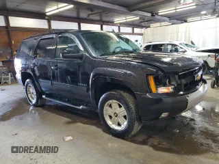 2013 Chevrolet Tahoe LT z VIN 1GNSKBE08DR264454, wystawiony jako Copart lot #60296205 z przebiegiem 135 688 mil mil oraz Szkoda całkowita • Salvage title. Historia ofert i sprzedaży dostępna na DreamBid. Obrazek 4.