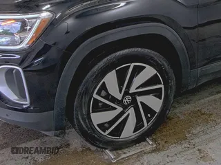 2024 Volkswagen Atlas SE с VIN 1V2HR2CA2RC553977, выставлен на аукционе IAAI как лот 42731405 с пробегом 24 692 миль миль и . История ставок и продаж доступна на DreamBid. Изображение 10.