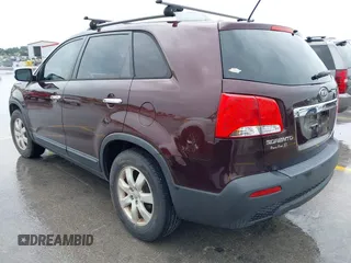 2013 Kia Sorento LX with VIN 5XYKT4A28DG387792, listed as a IAAI auction lot 42650144 with 93,136 mi miles and . Bid and sale history available at DreamBid. Image 3.
